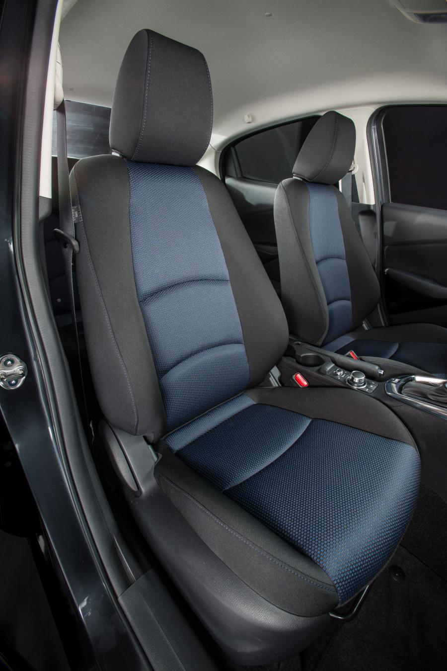 Scion iA 2015 года  (фото 28 из 31)